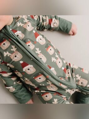 Little One Shop Green Christmas Bears Sleeper Bamboo Holiday 12-18m